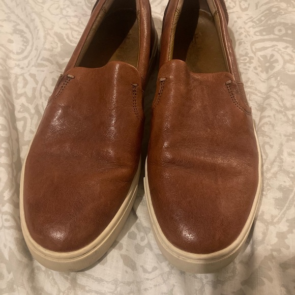 Frye Ivy Slip On - Picture 4 of 13